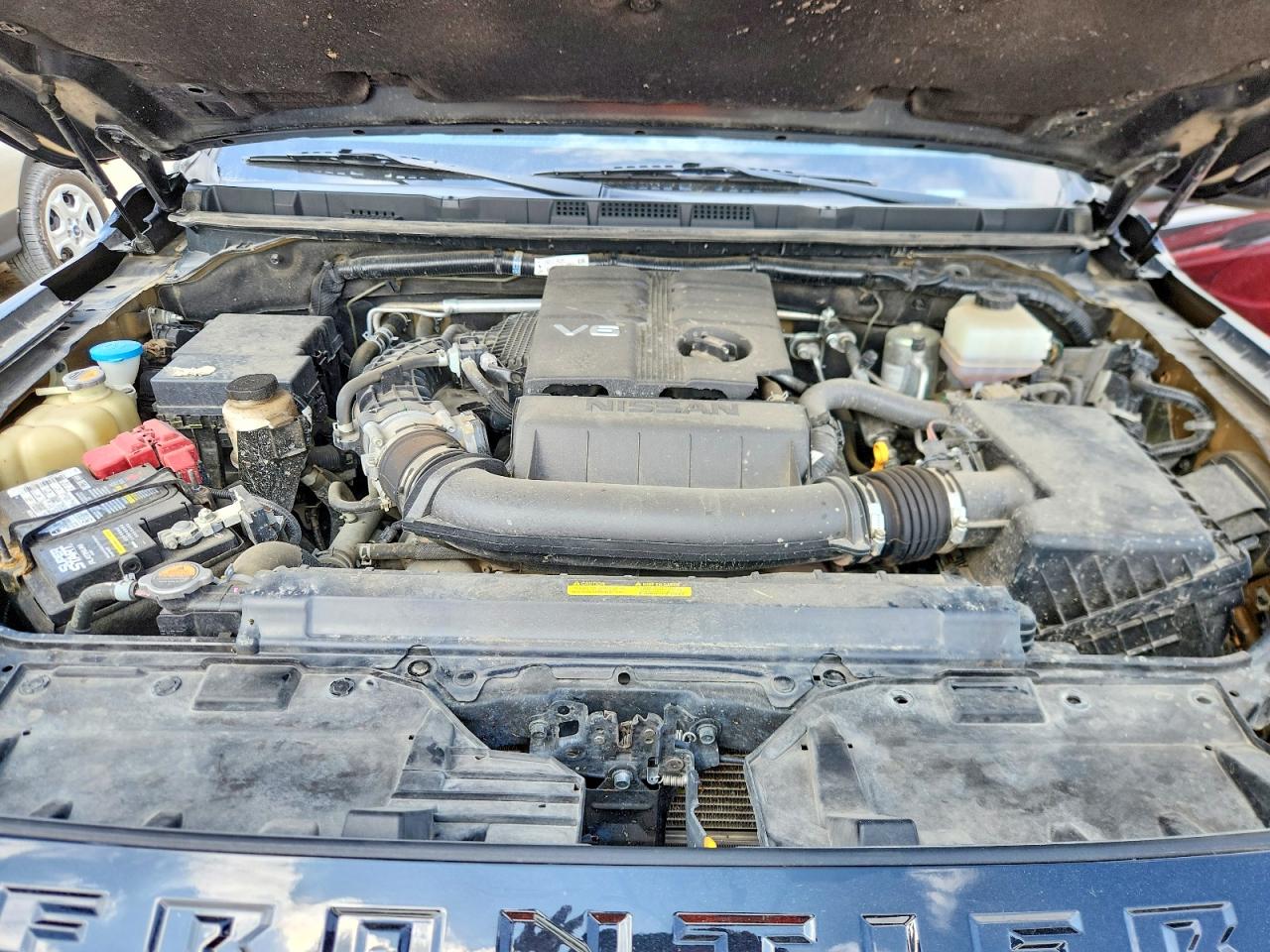 NISSAN FRONTIER 2022 — 12