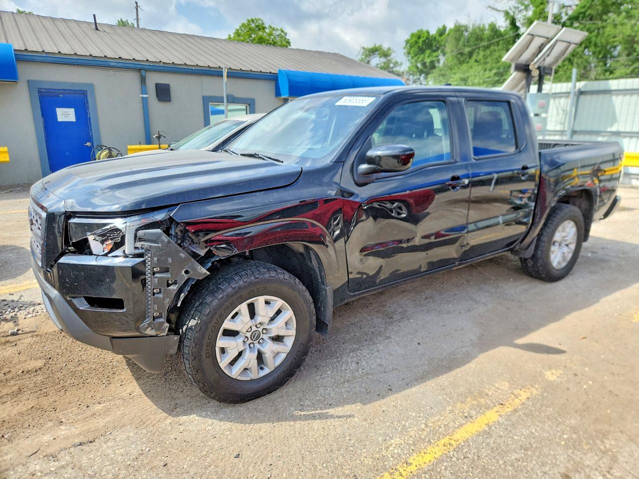 NISSAN FRONTIER 2022 — 2