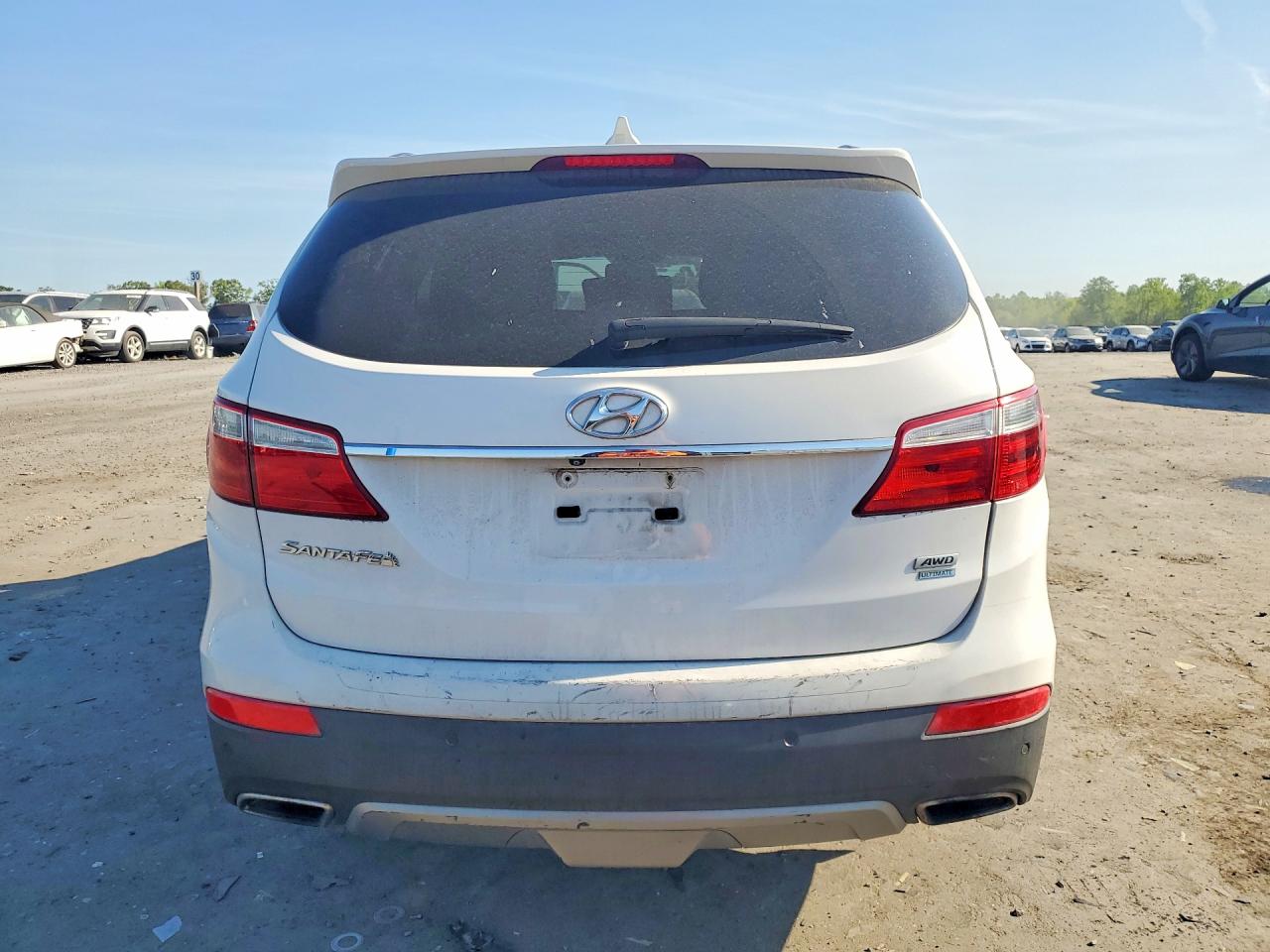 HYUNDAI SANTA FE 2014 — 7