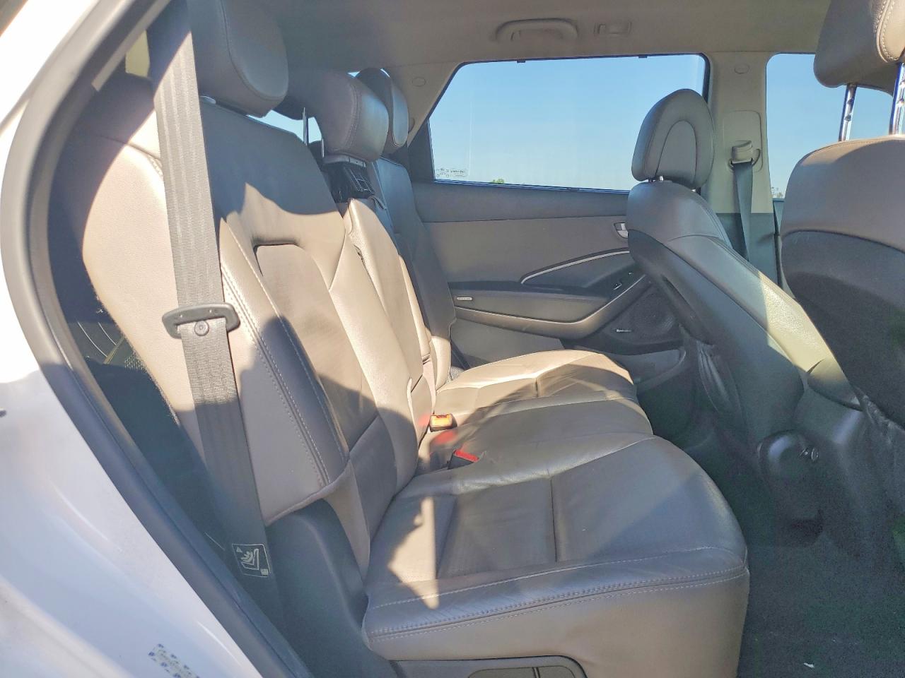HYUNDAI SANTA FE 2014 — 12