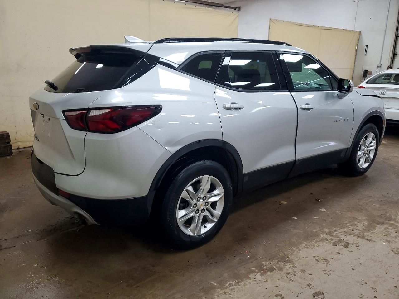 CHEVROLET BLAZER 2022 — 4