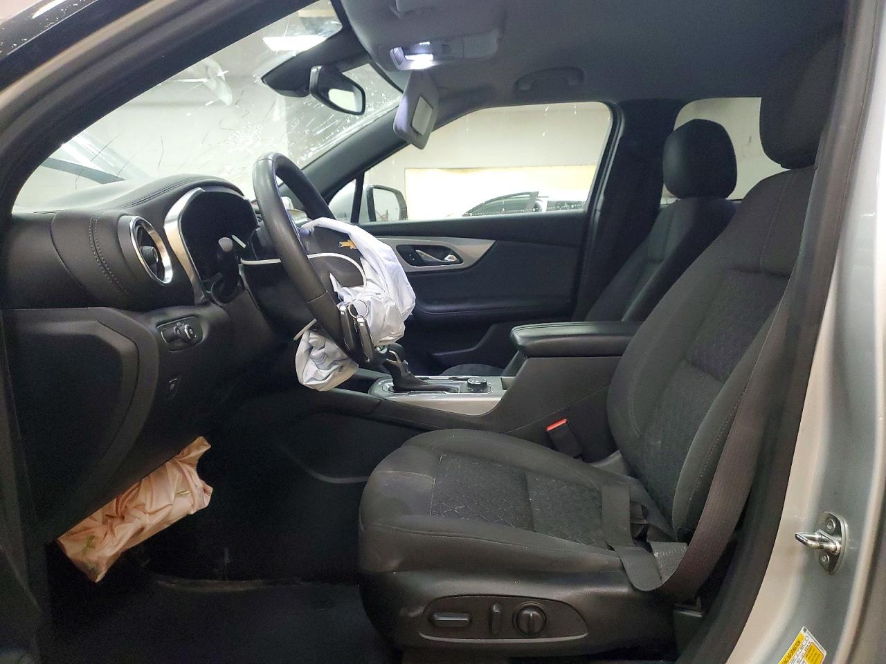 CHEVROLET BLAZER 2022 — 8