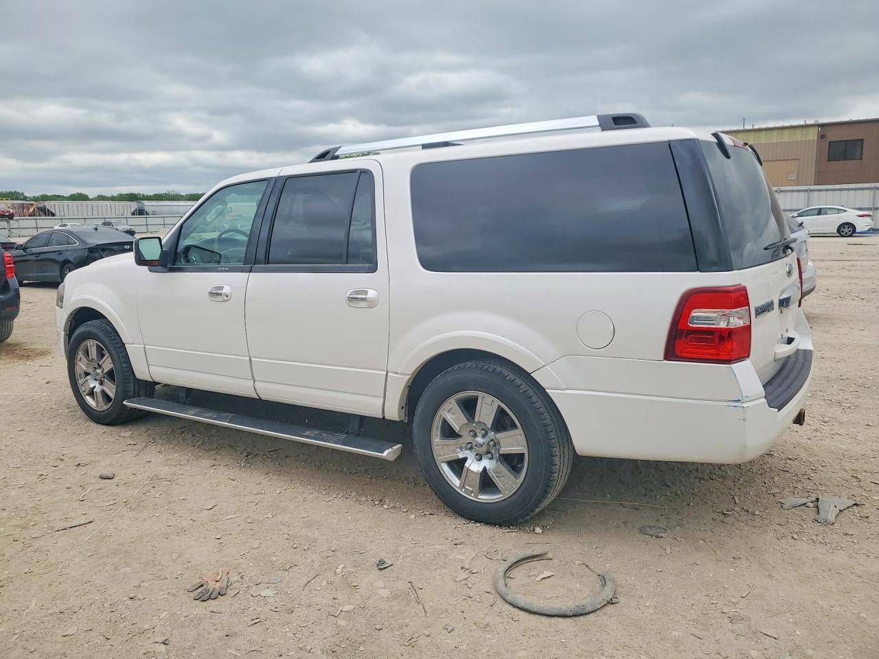 FORD EXPEDITION 2010 — 3