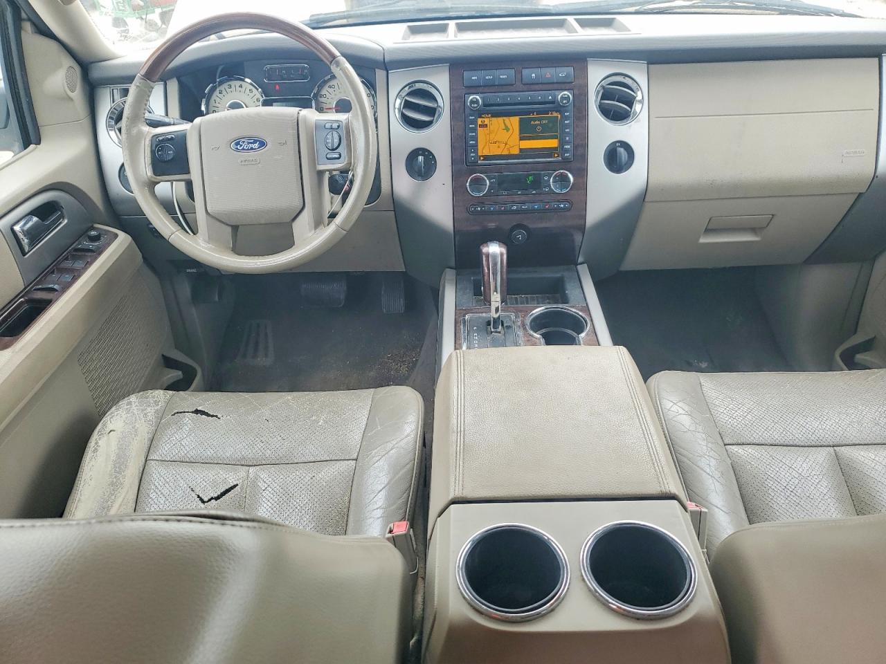 FORD EXPEDITION 2010 — 9