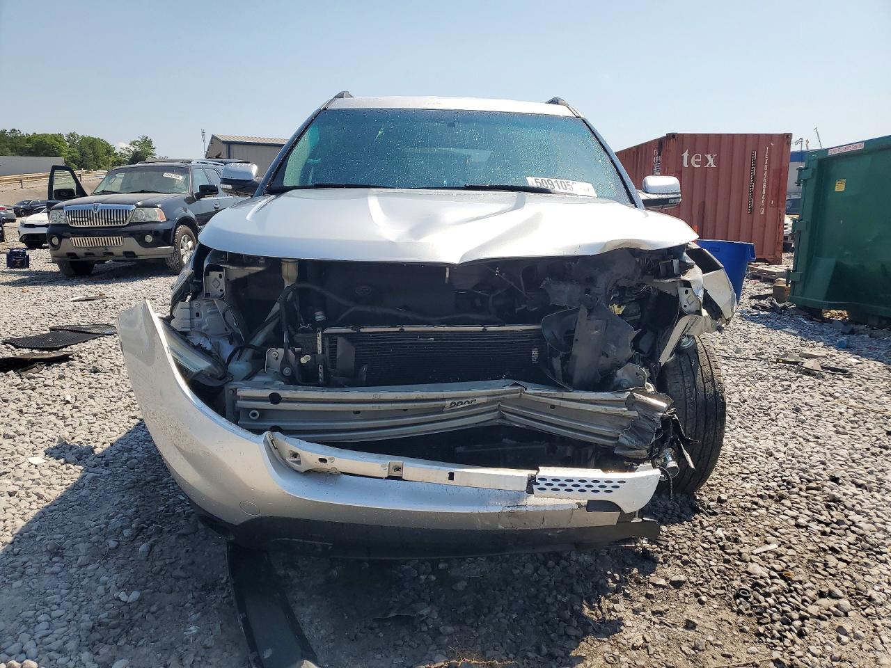 FORD EXPLORER 2015 — 6
