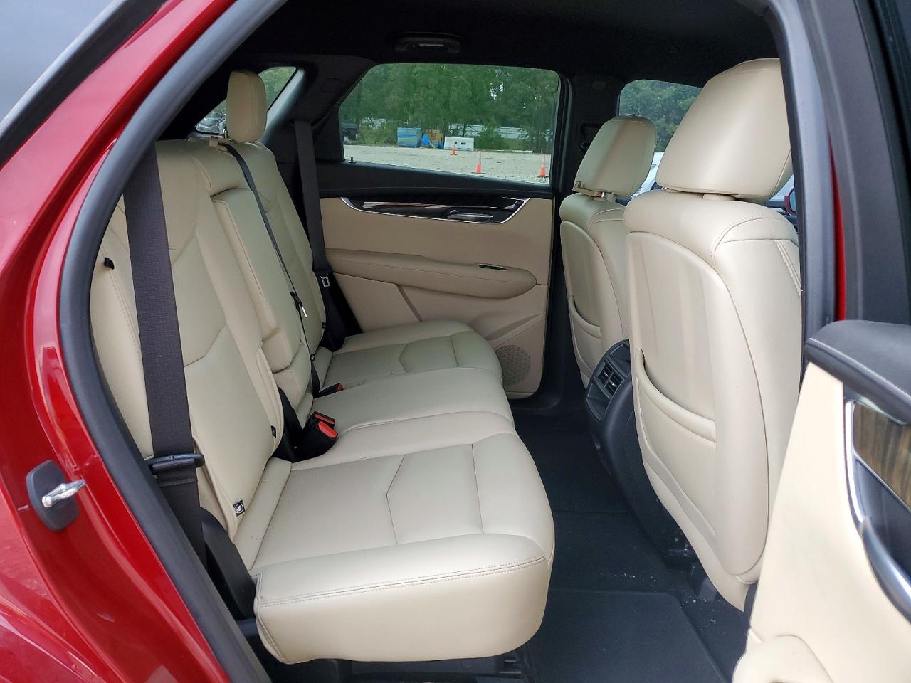 CADILLAC XT5 2019 — 12