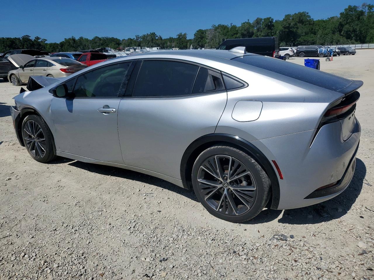 TOYOTA PRIUS 2024 — 3