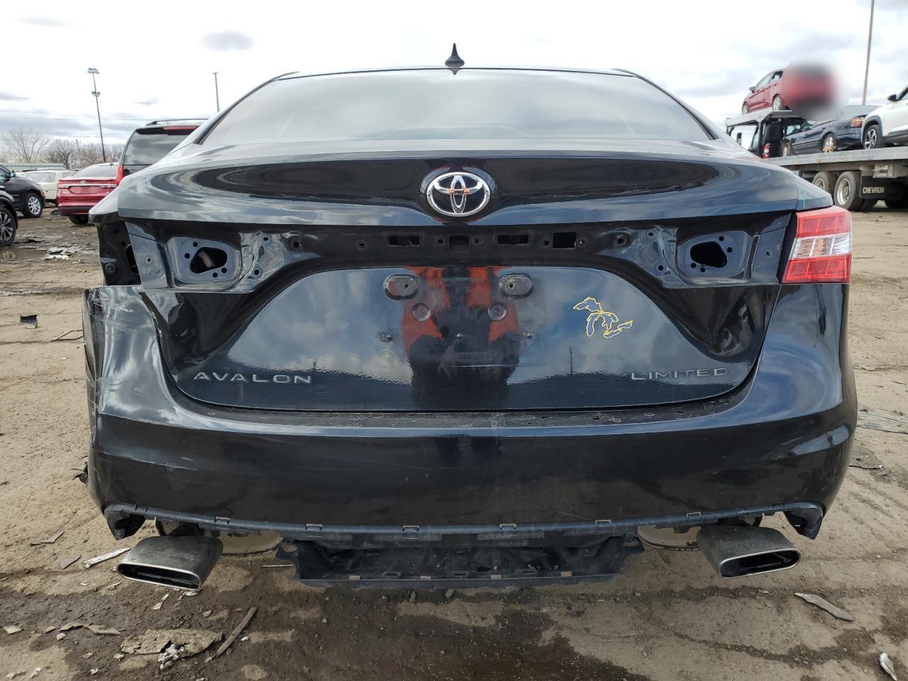 TOYOTA AVALON 2013 — 7