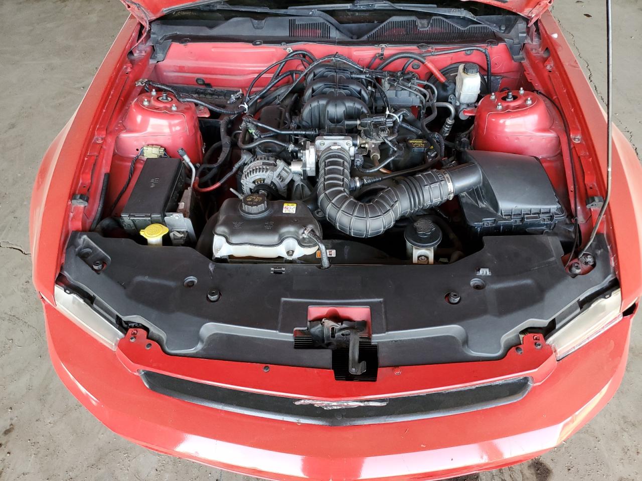 FORD MUSTANG 2010 — 12