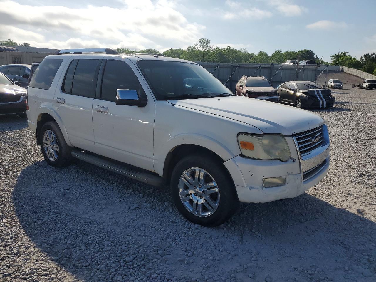 FORD EXPLORER 2010 — 5