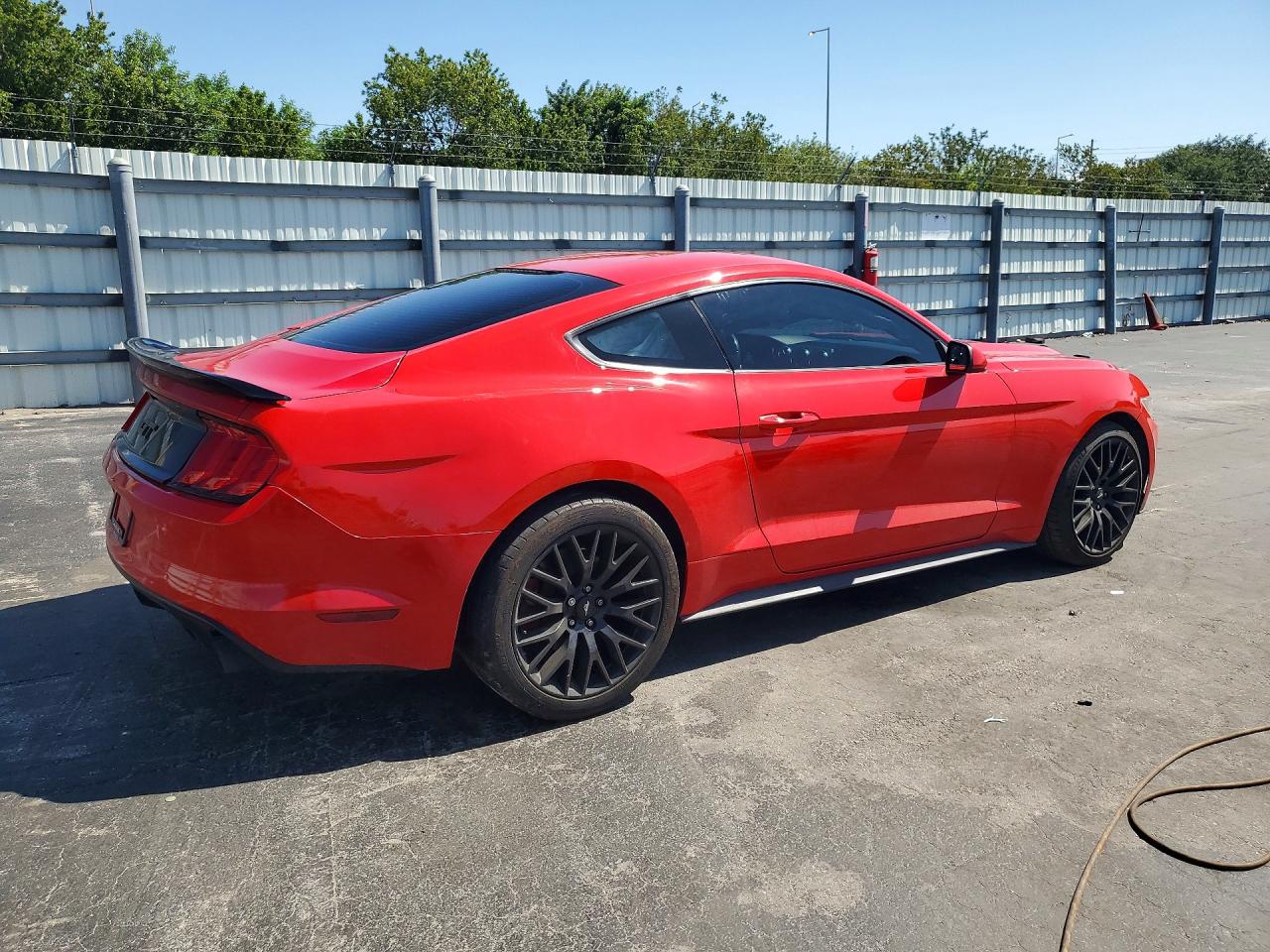 FORD MUSTANG 2016 — 4