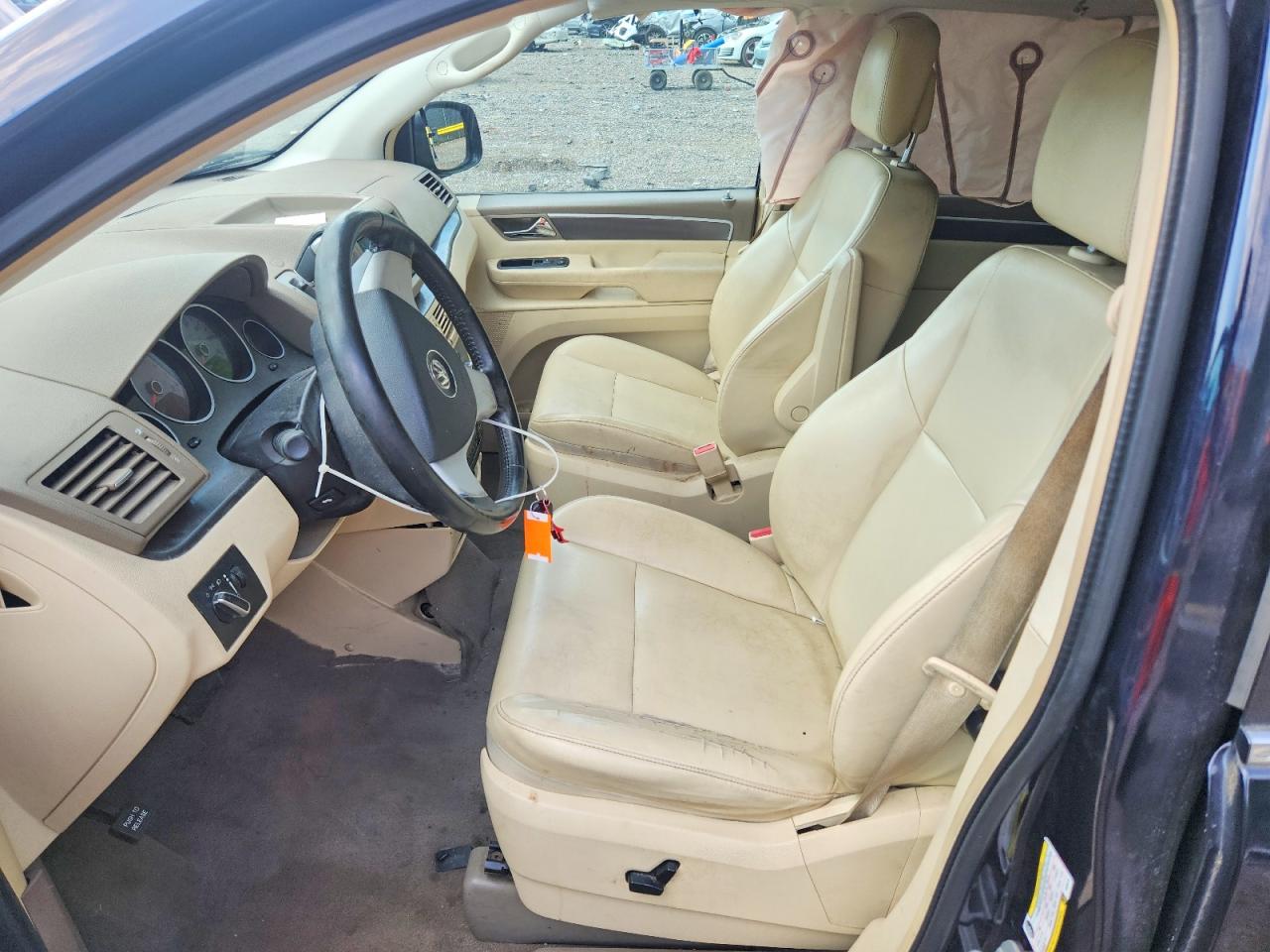 VOLKSWAGEN ROUTAN 2010 — 8