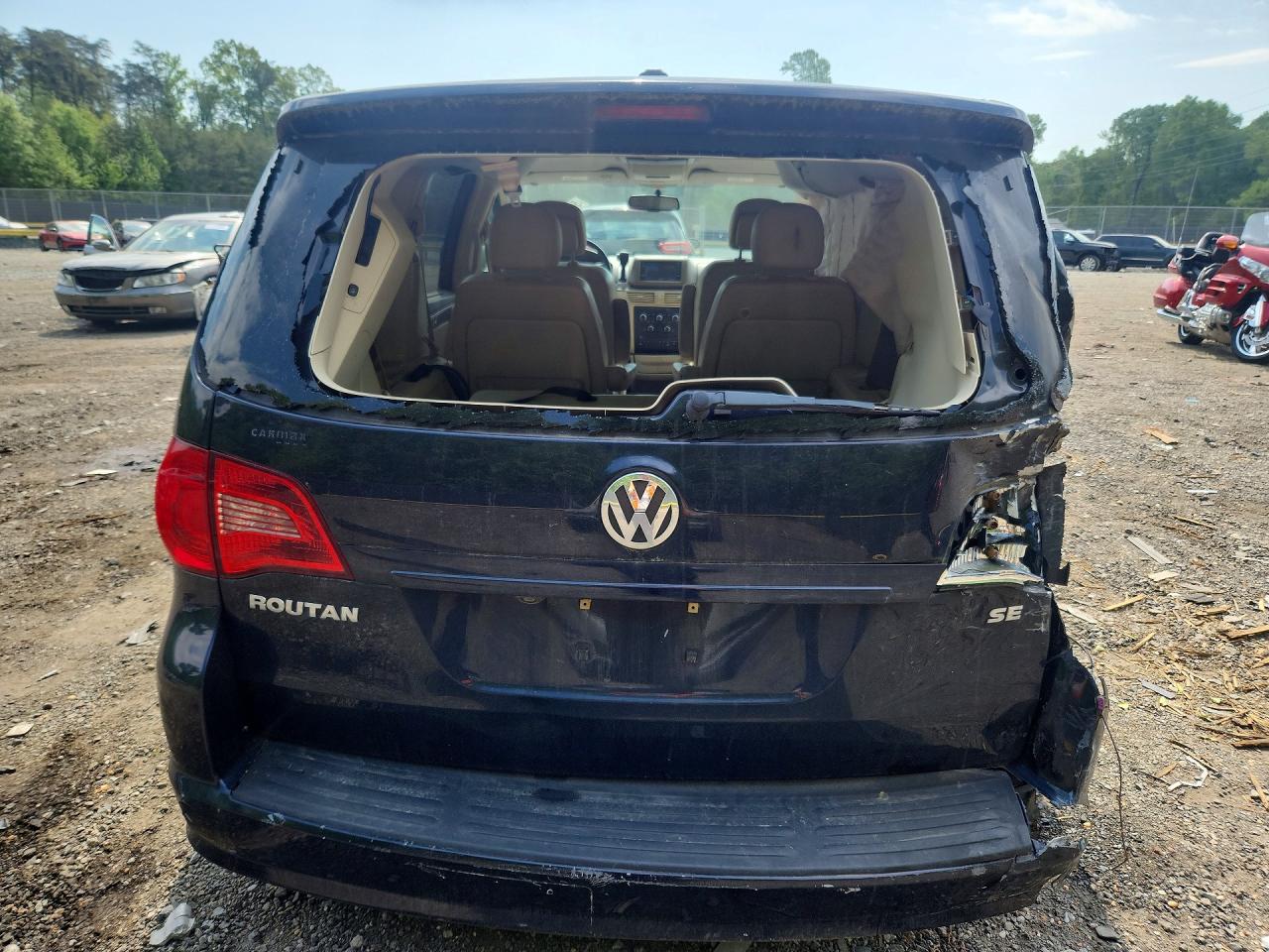 VOLKSWAGEN ROUTAN 2010 — 7