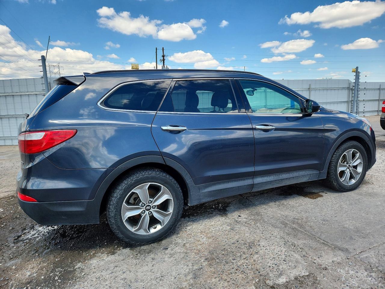 HYUNDAI SANTA FE 2015 — 4