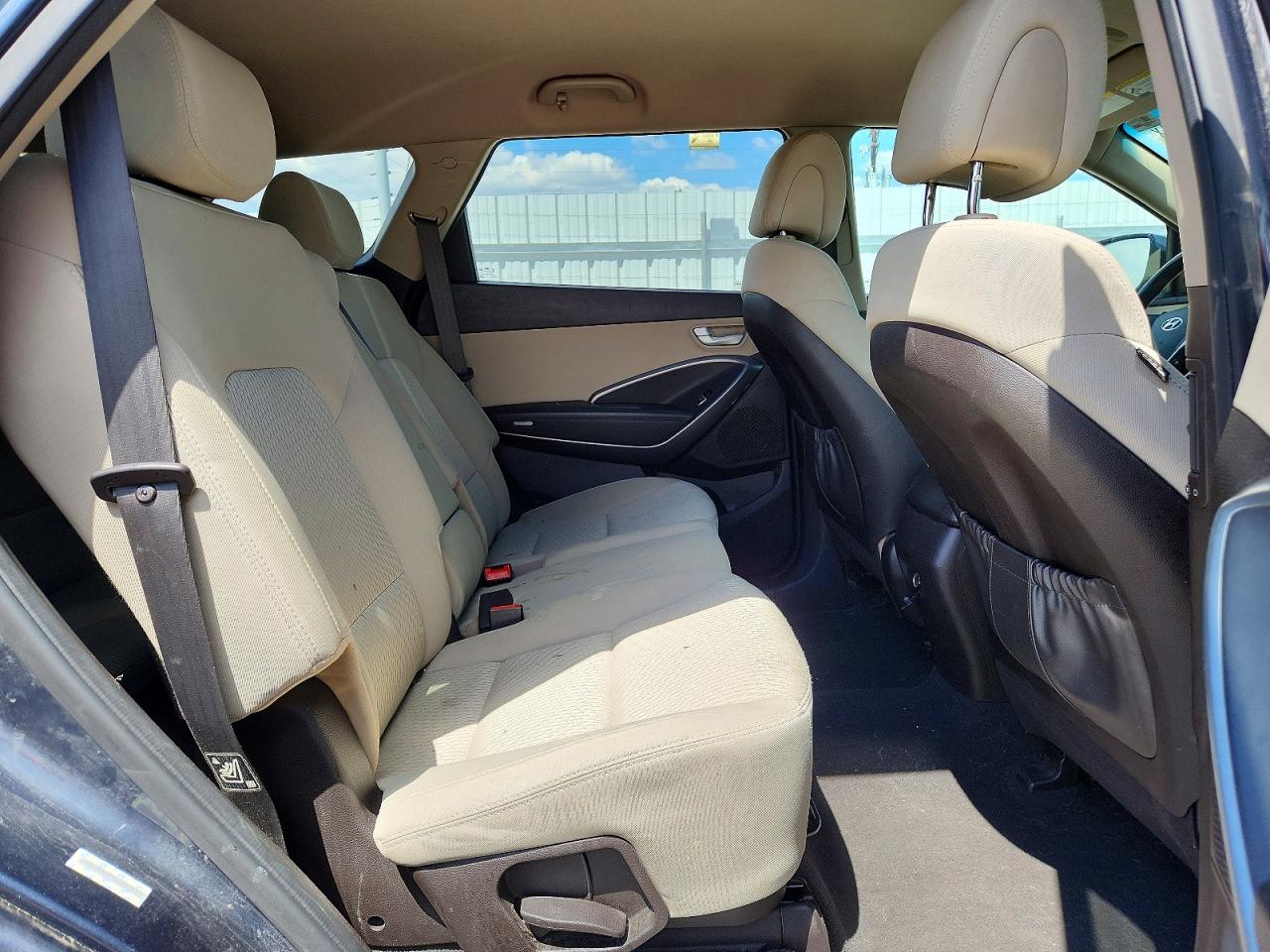 HYUNDAI SANTA FE 2015 — 12