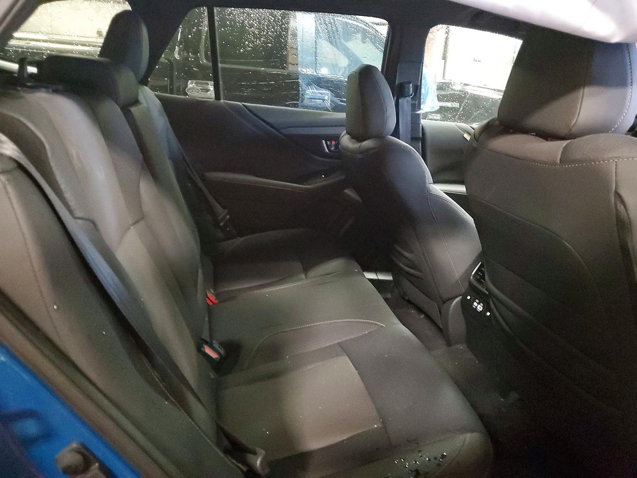 SUBARU OUTBACK 2025 — 12