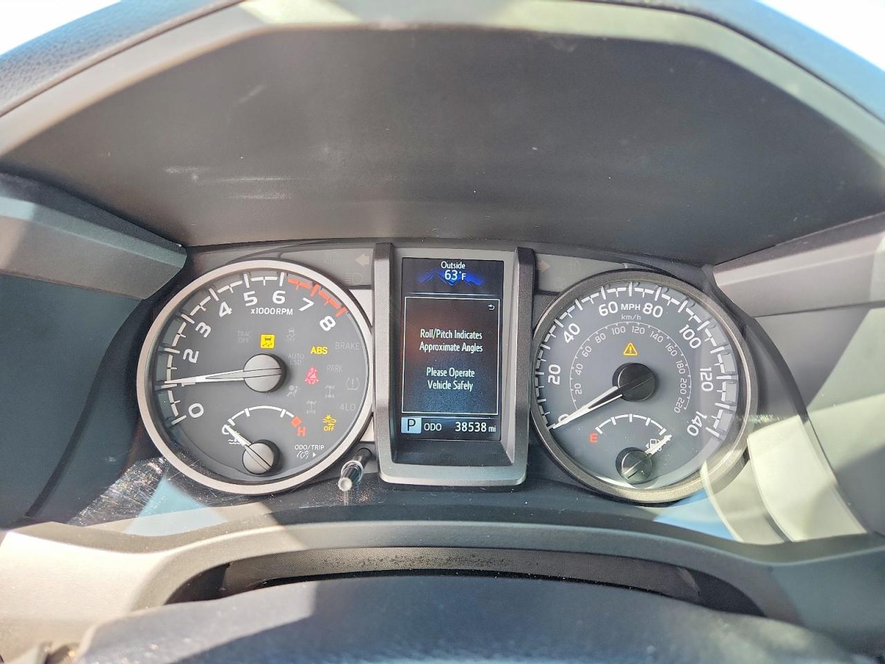 TOYOTA TACOMA 2022 — 10