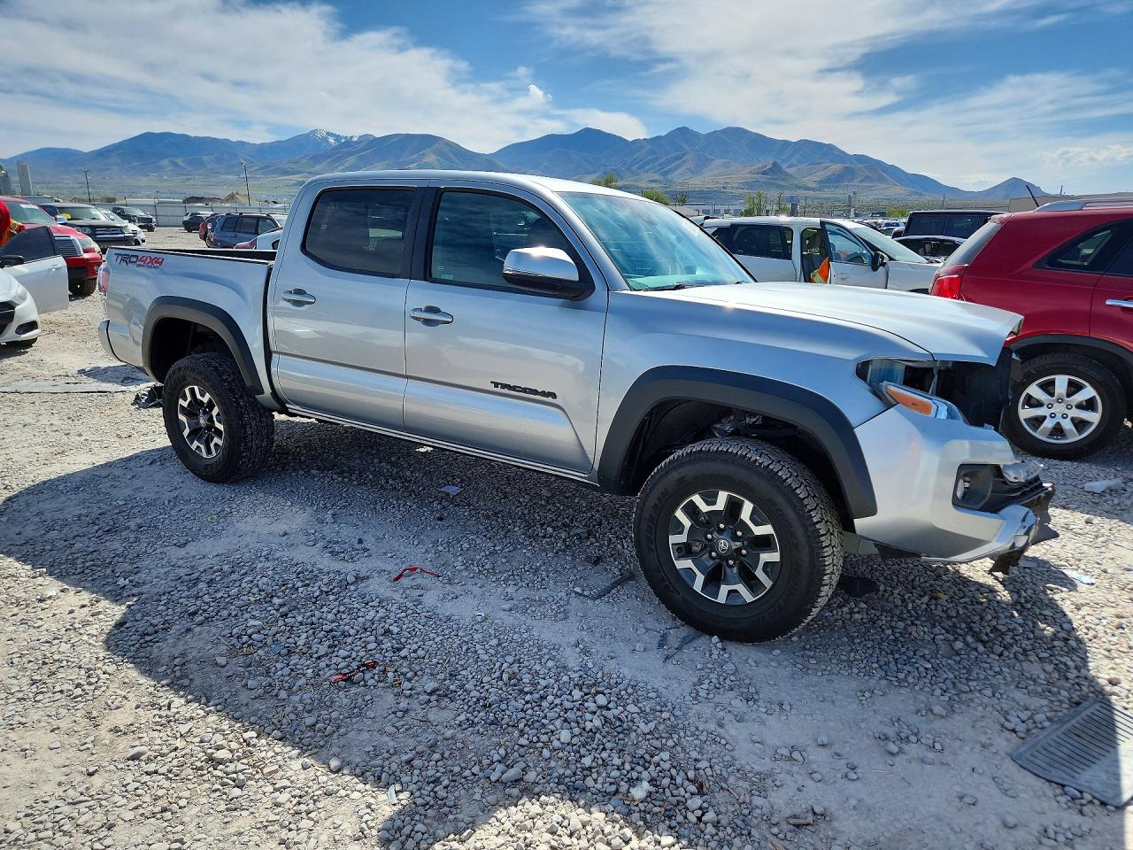 TOYOTA TACOMA 2022 — 5