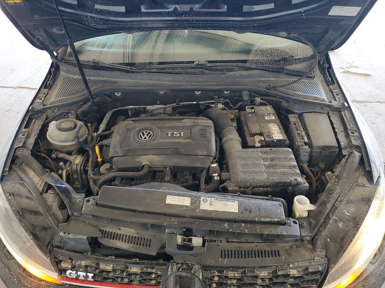 VOLKSWAGEN GTI 2018 — 12