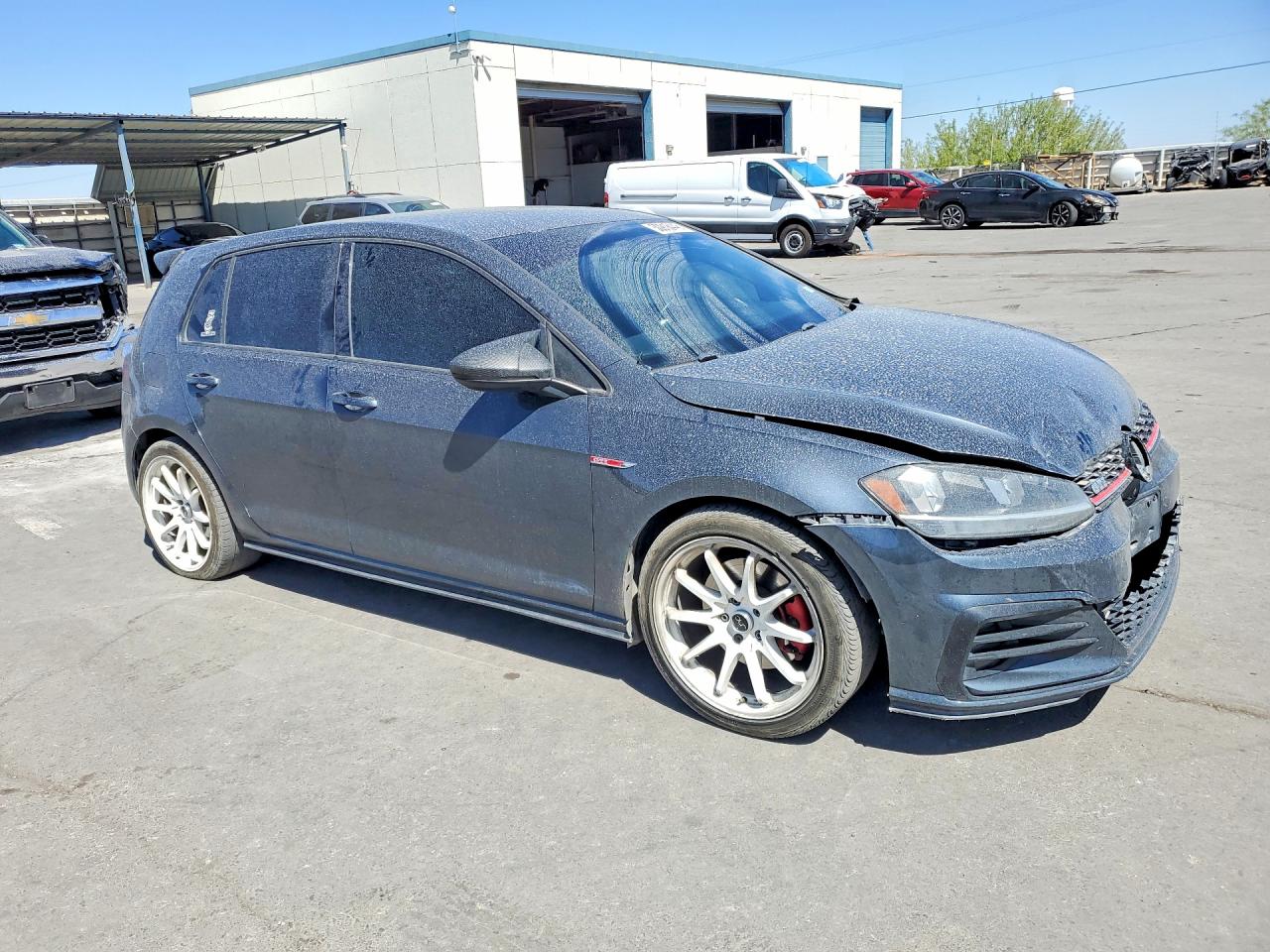 VOLKSWAGEN GTI 2018 — 5