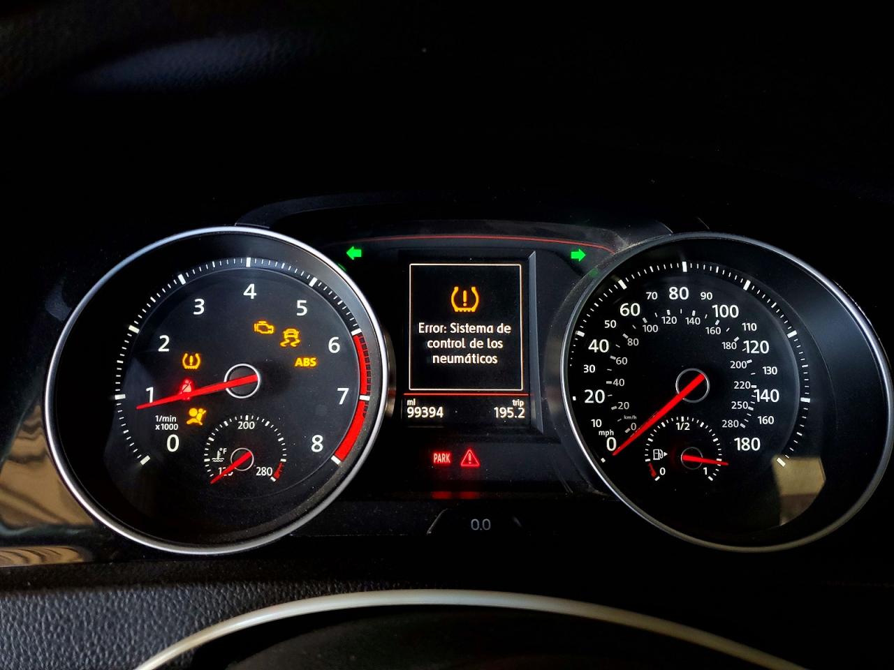 VOLKSWAGEN GTI 2018 — 10