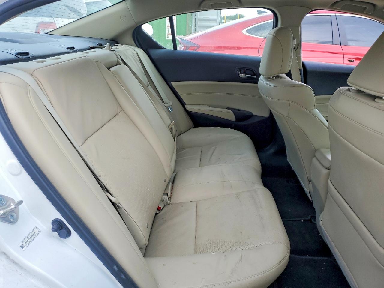 ACURA ILX 2013 — 11