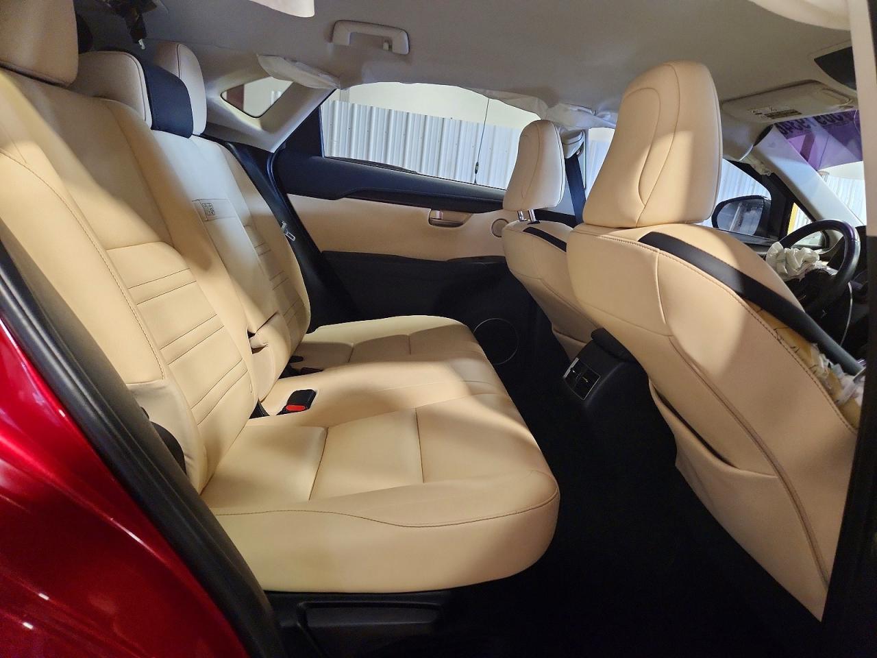 LEXUS NX 2015 — 12