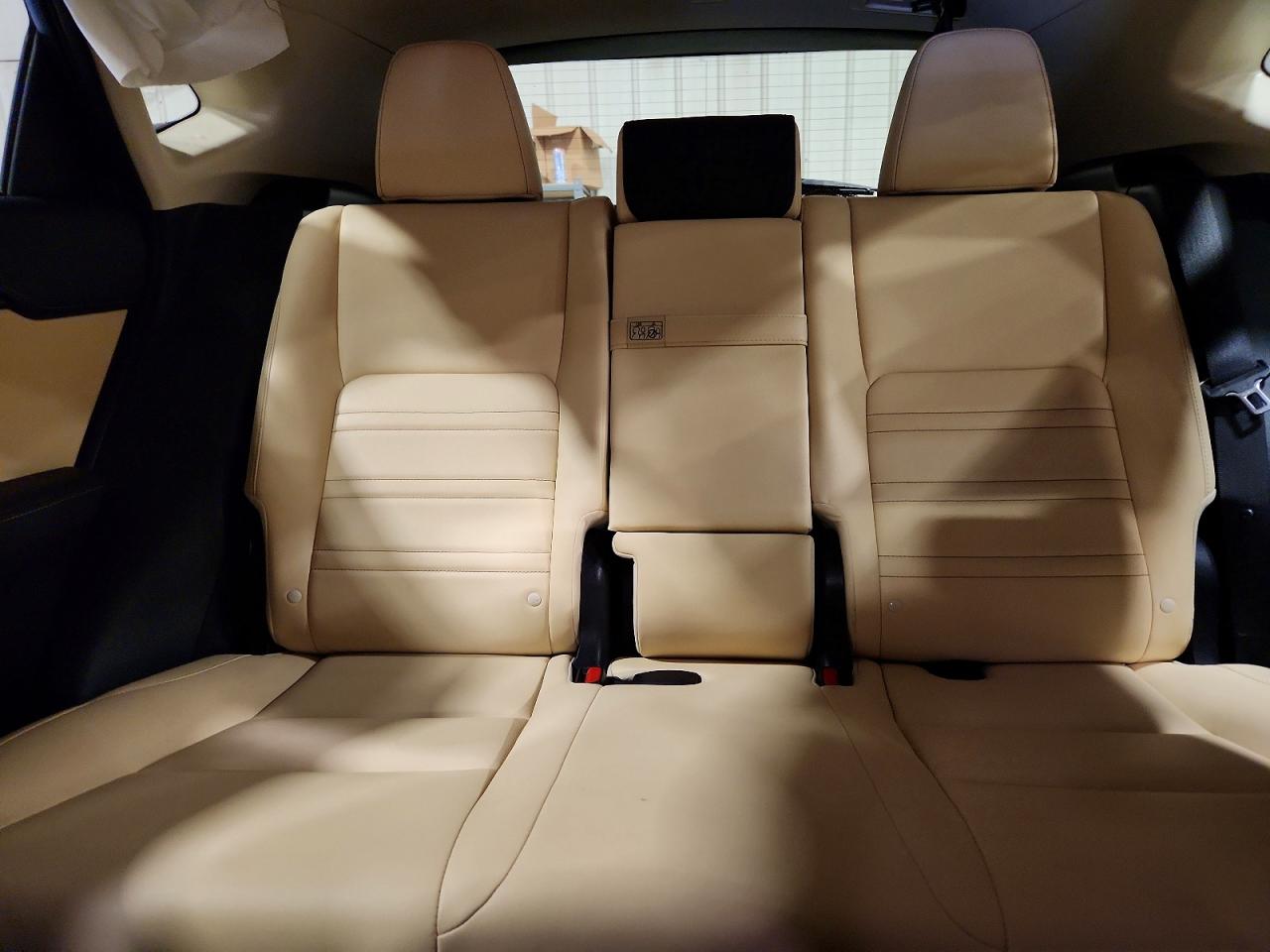 LEXUS NX 2015 — 11