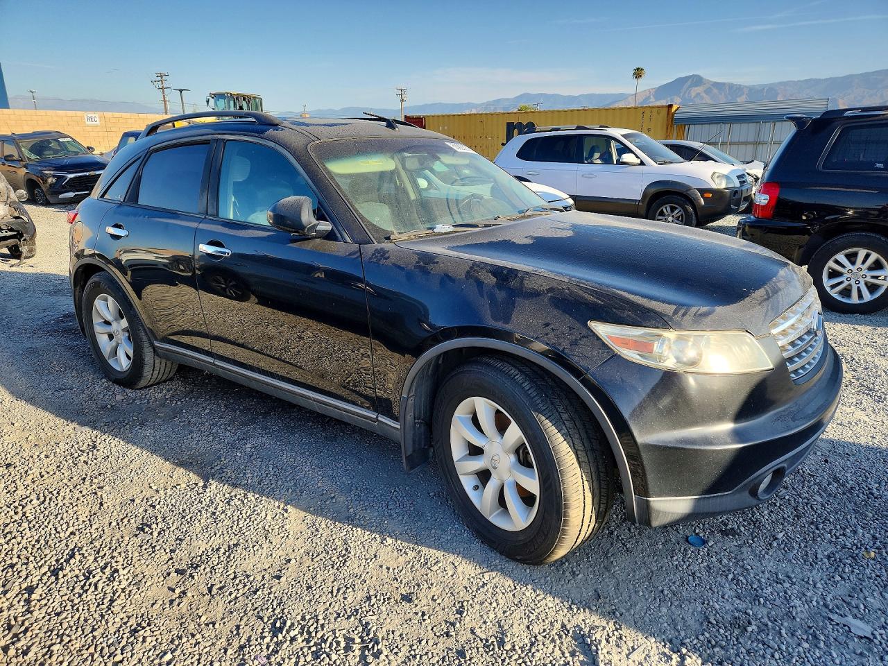 INFINITI FX35 2005 — 5