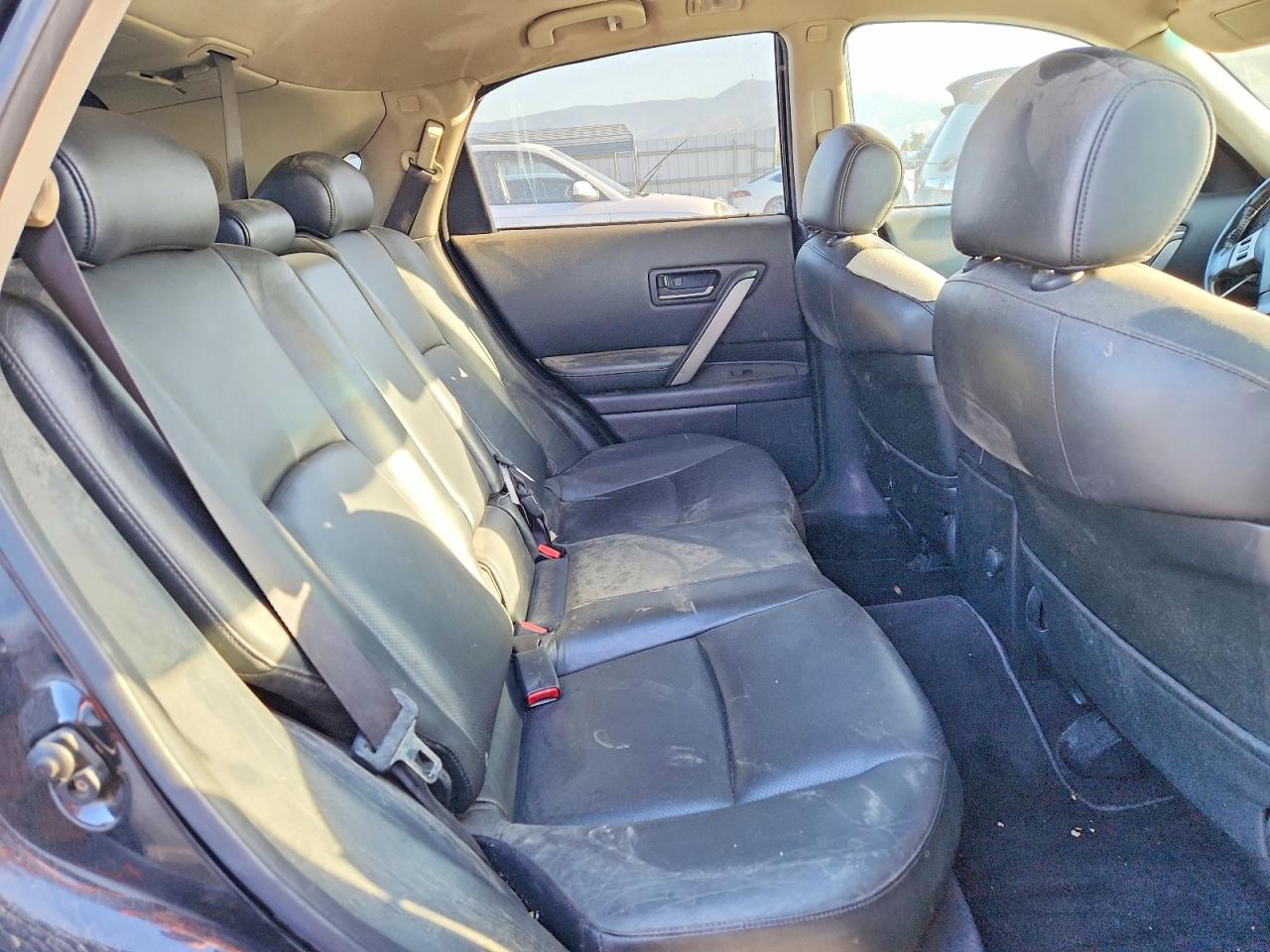 INFINITI FX35 2005 — 12