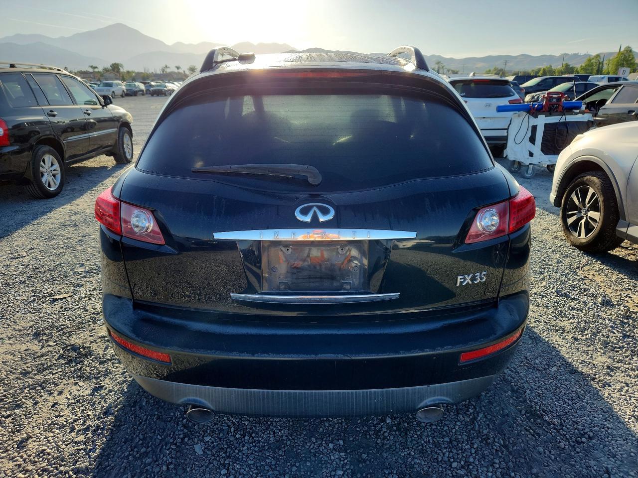 INFINITI FX35 2005 — 7