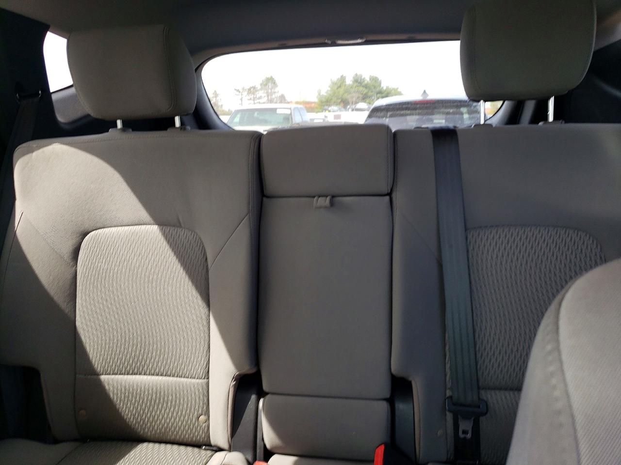 HYUNDAI SANTA FE SPORT 2015 — 11
