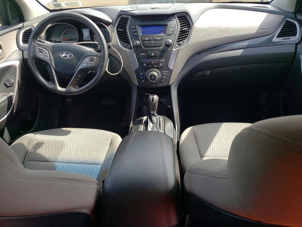 HYUNDAI SANTA FE SPORT 2015 — 9