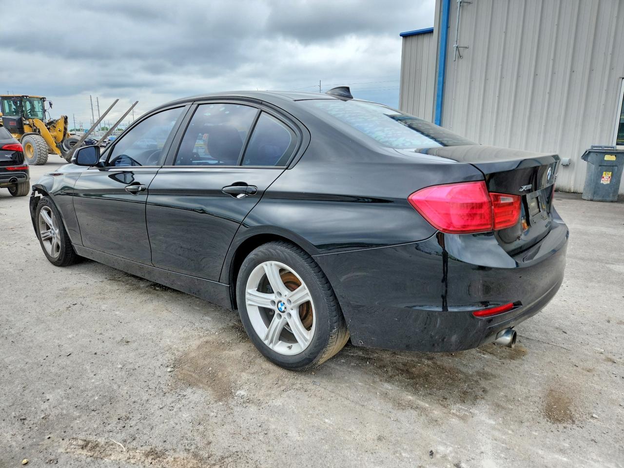BMW 320 2014 — 3