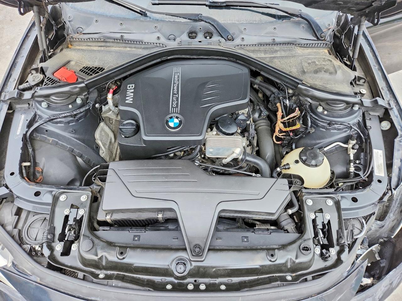 BMW 320 2014 — 12