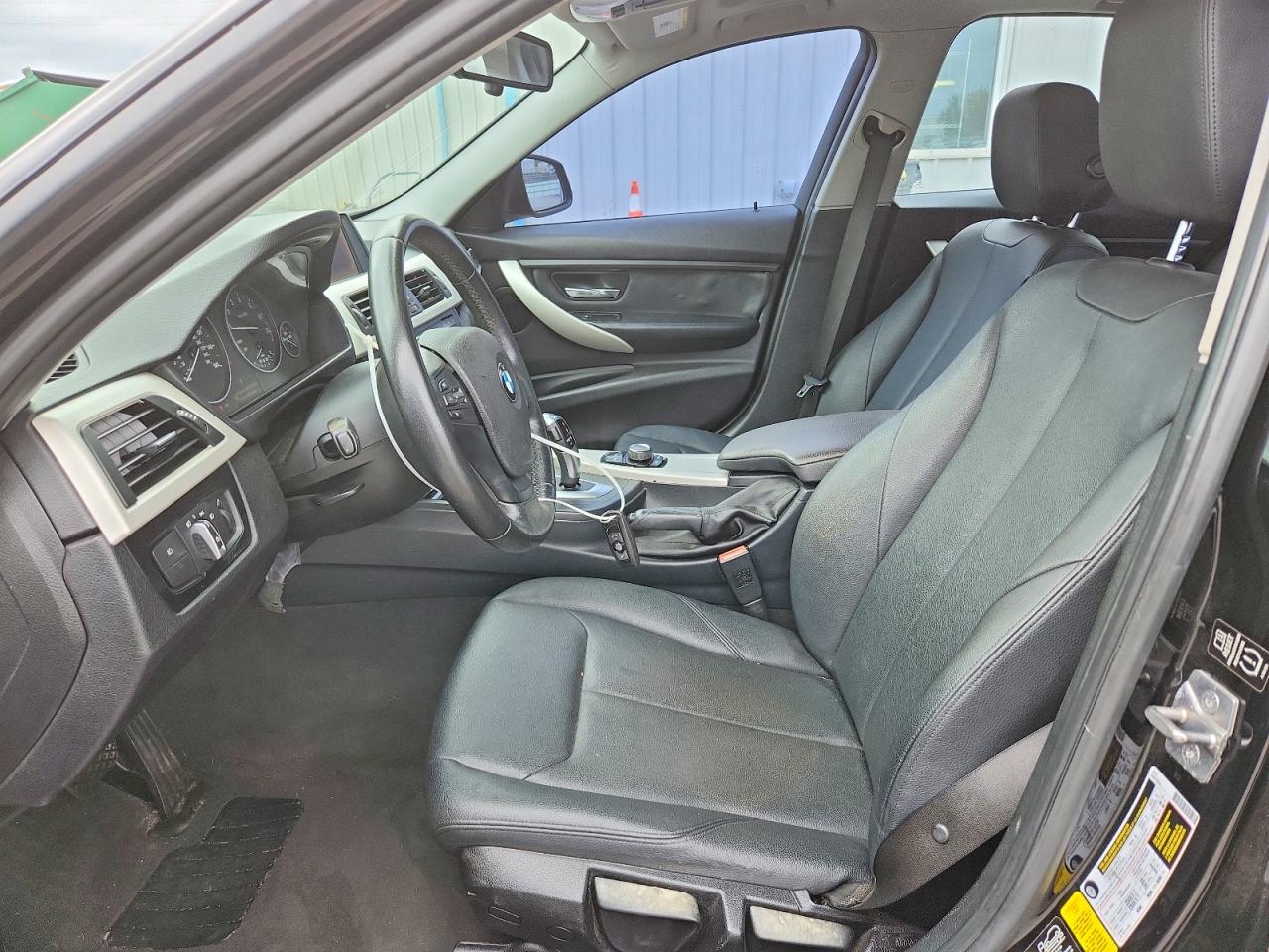 BMW 320 2014 — 8