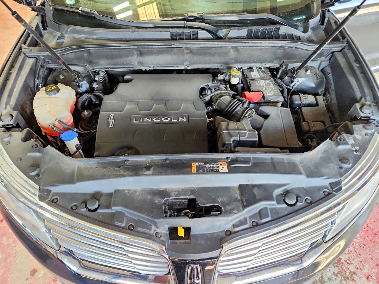 LINCOLN MKX 2017 — 13