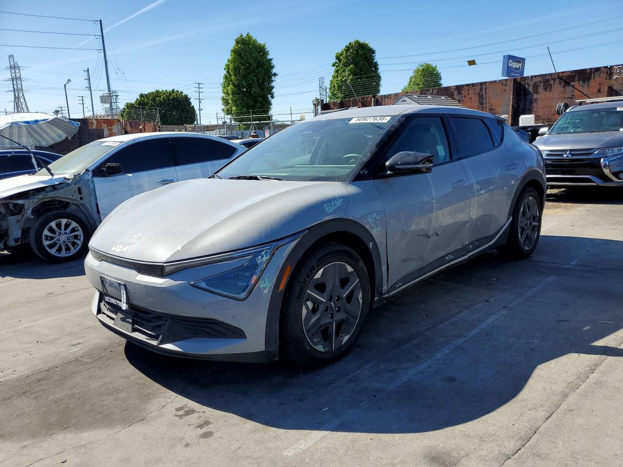 2025 KIA EV6 LIGHT LONG RANGE