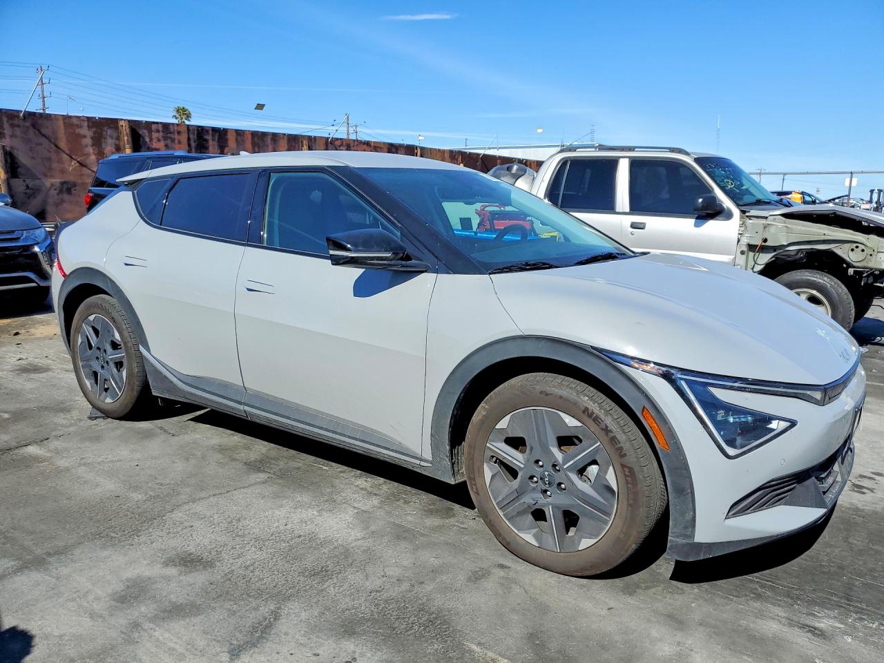 2025 KIA EV6 LIGHT LONG RANGE