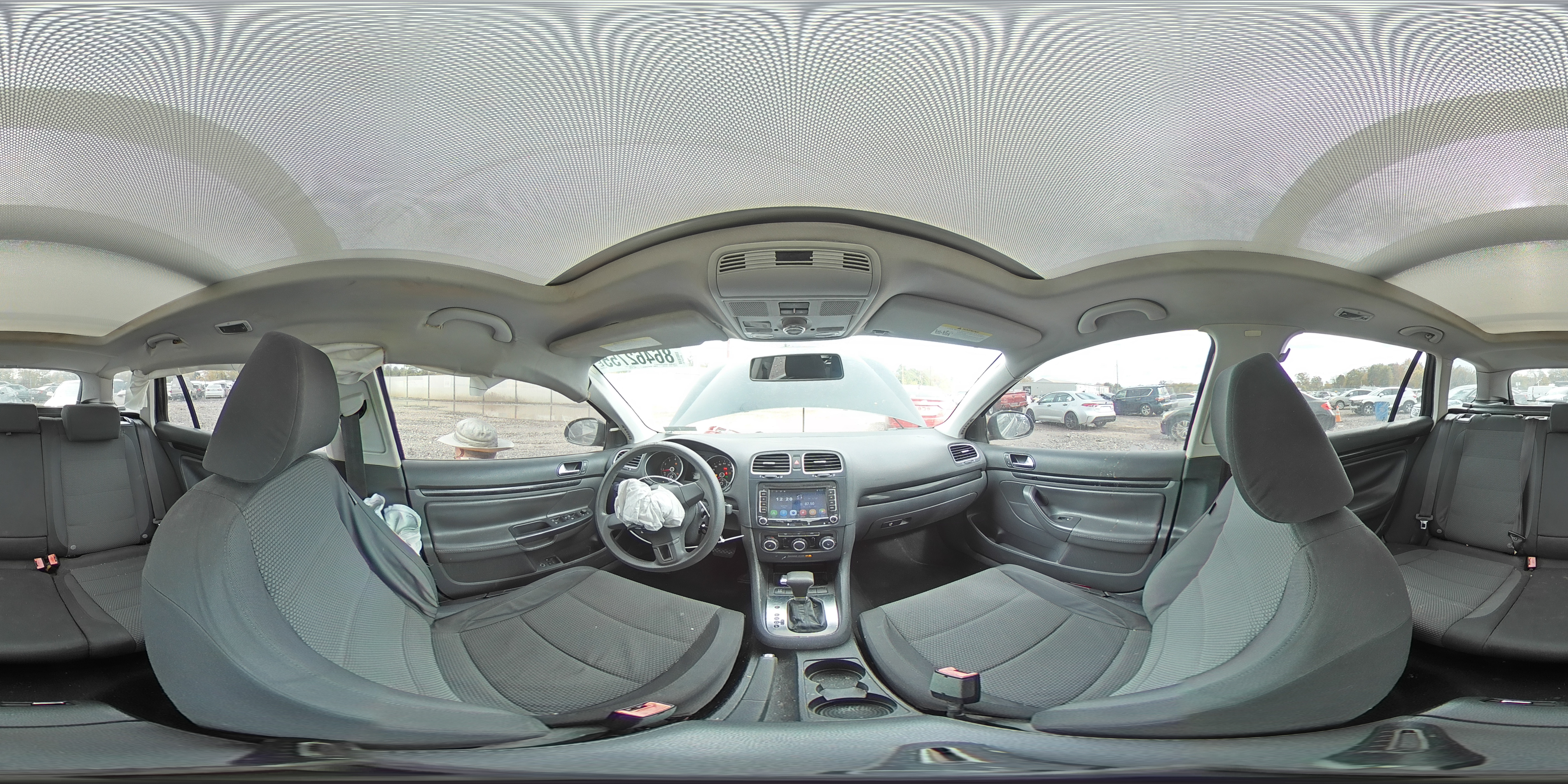 VOLKSWAGEN JETTA 2010 — 14