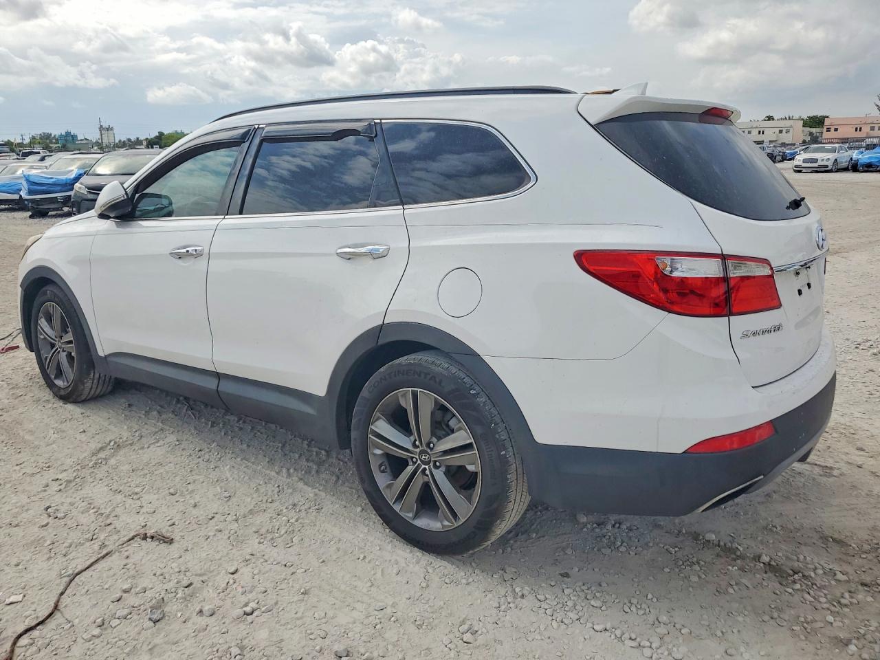 HYUNDAI SANTA FE 2013 — 3