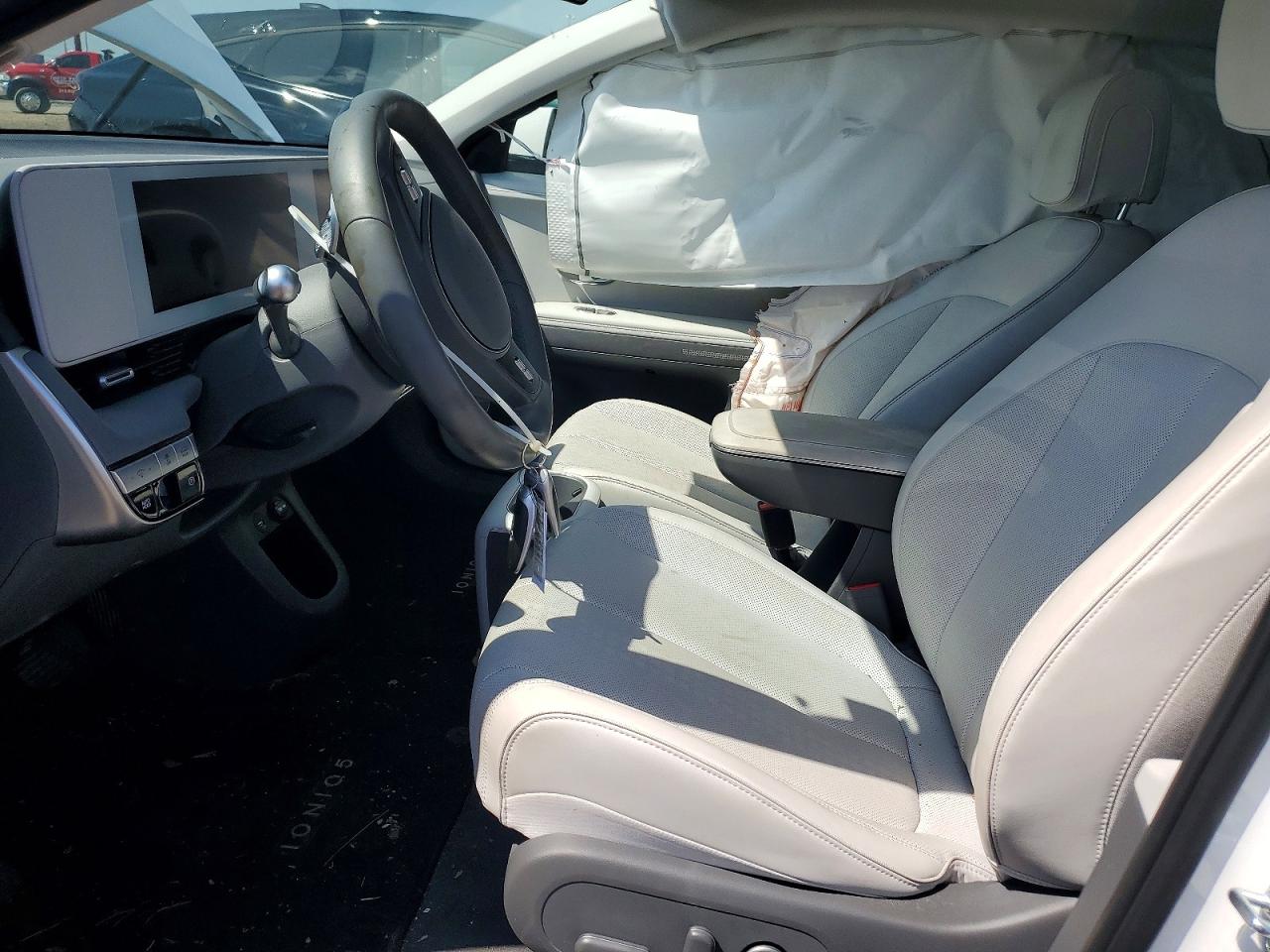 HYUNDAI IONIQ 5 2023 — 8