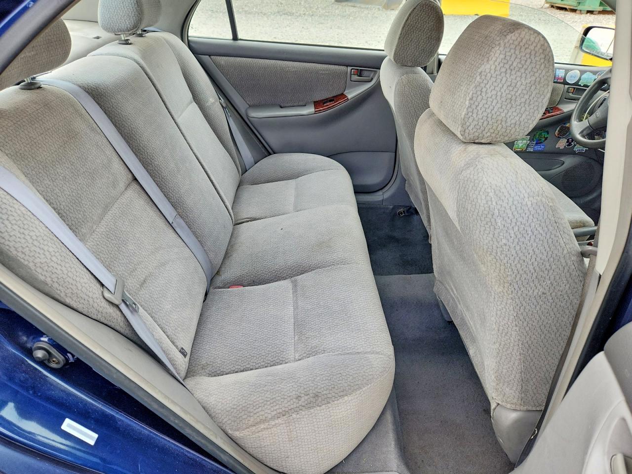 TOYOTA COROLLA 2004 — 11
