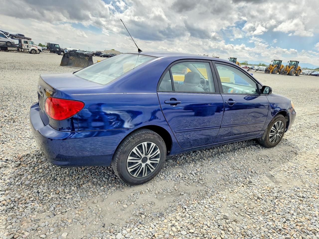TOYOTA COROLLA 2004 — 4