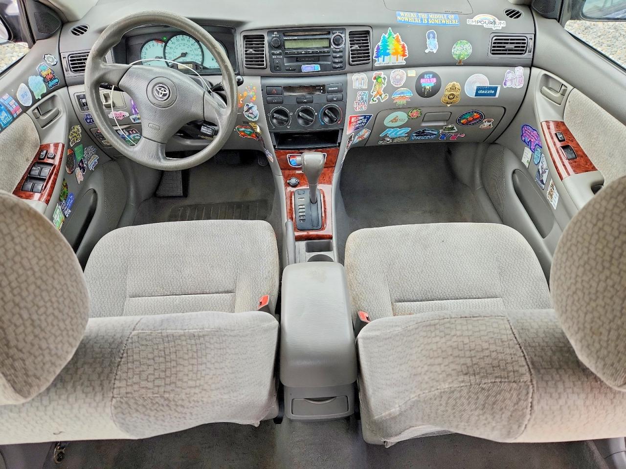 TOYOTA COROLLA 2004 — 9
