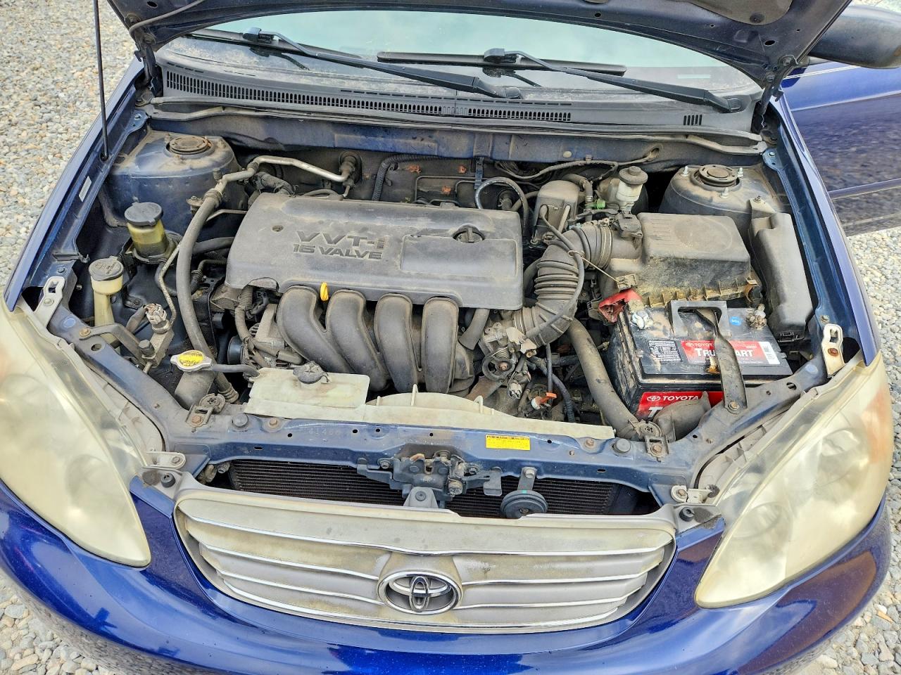 TOYOTA COROLLA 2004 — 12