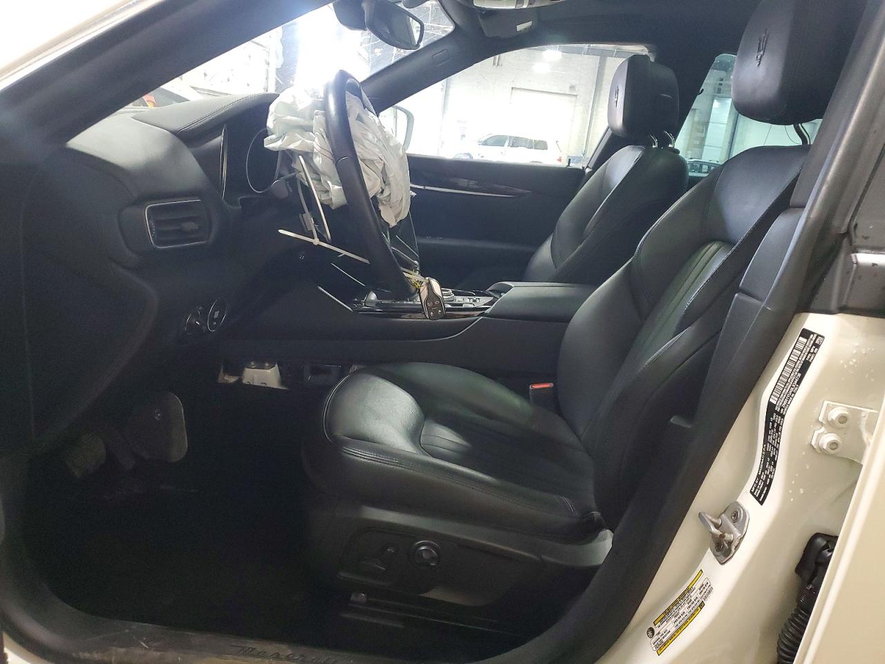 MASERATI LEVANTE 2020 — 8