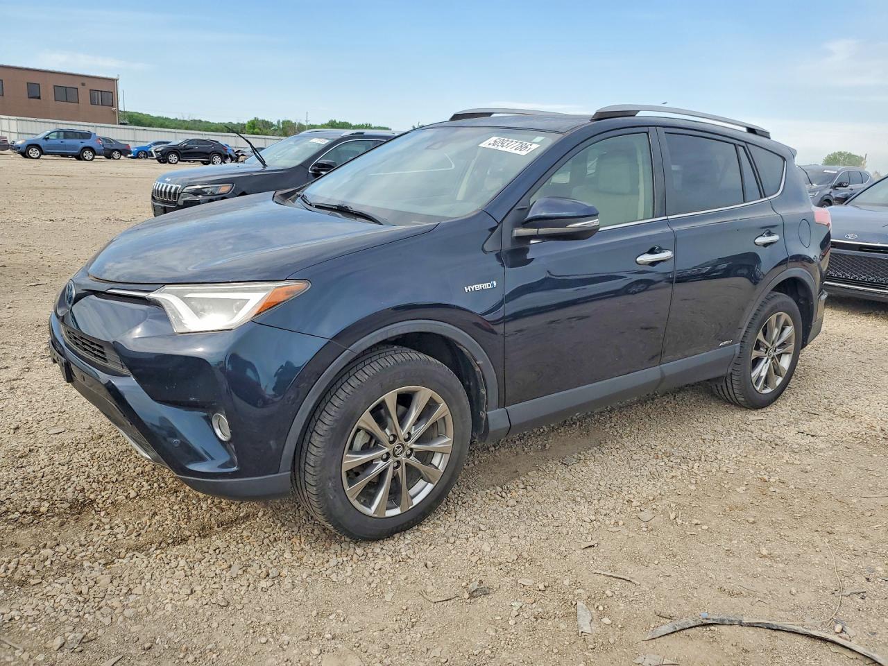 TOYOTA RAV4 HV 2017 — 2