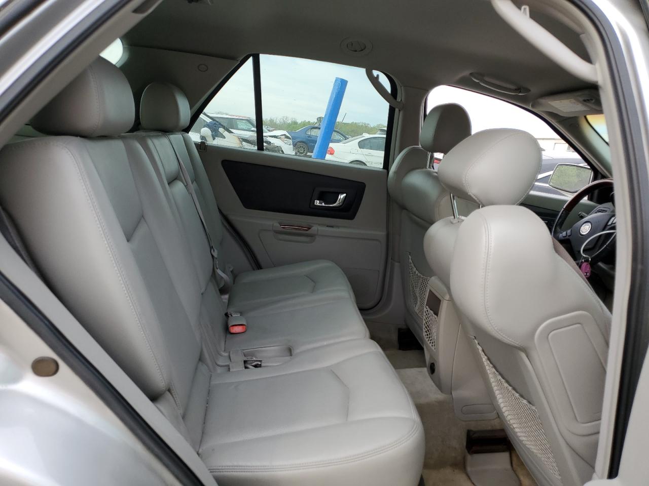 CADILLAC SRX 2004 — 12