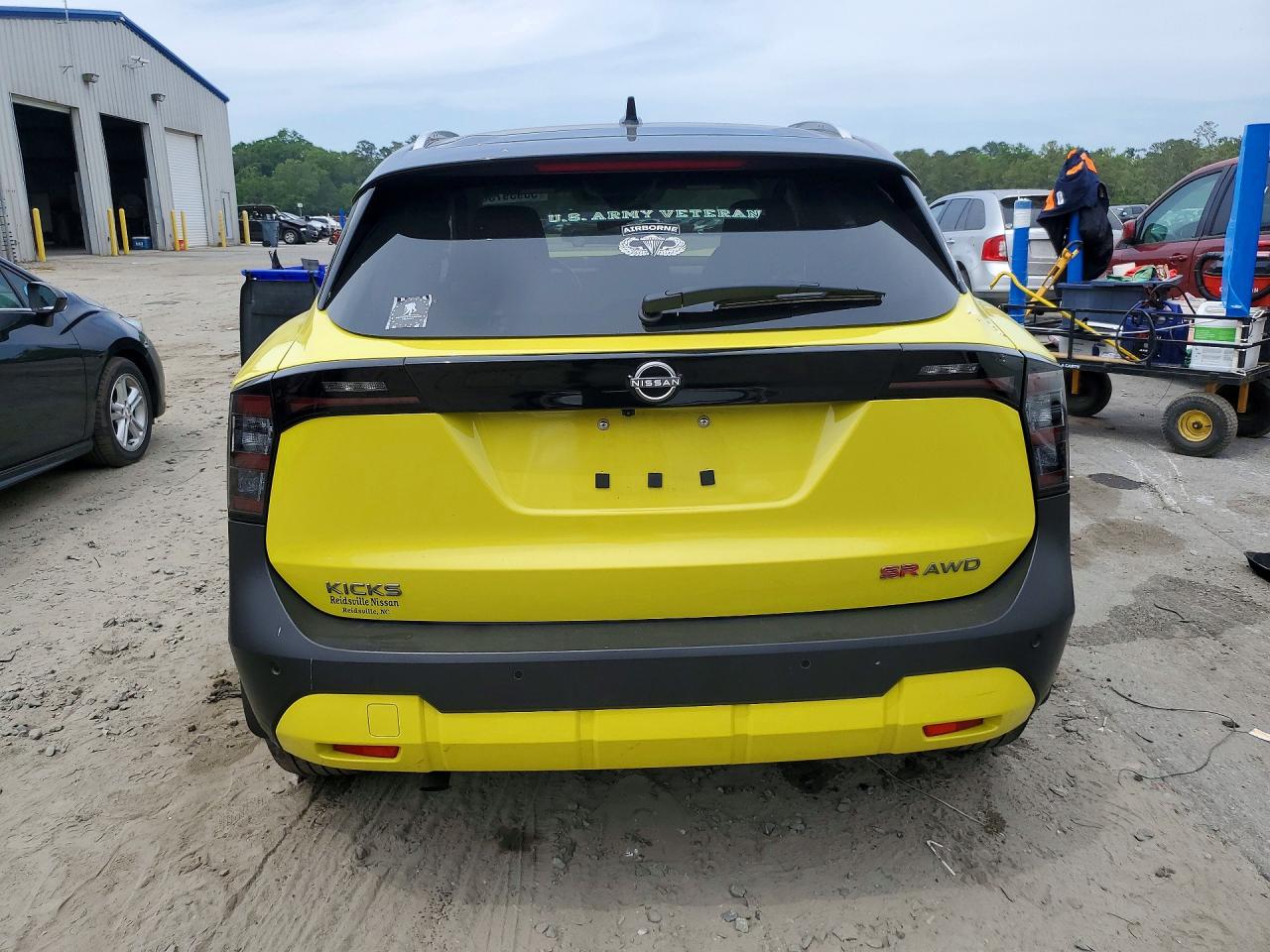 NISSAN KICKS 2025 — 7